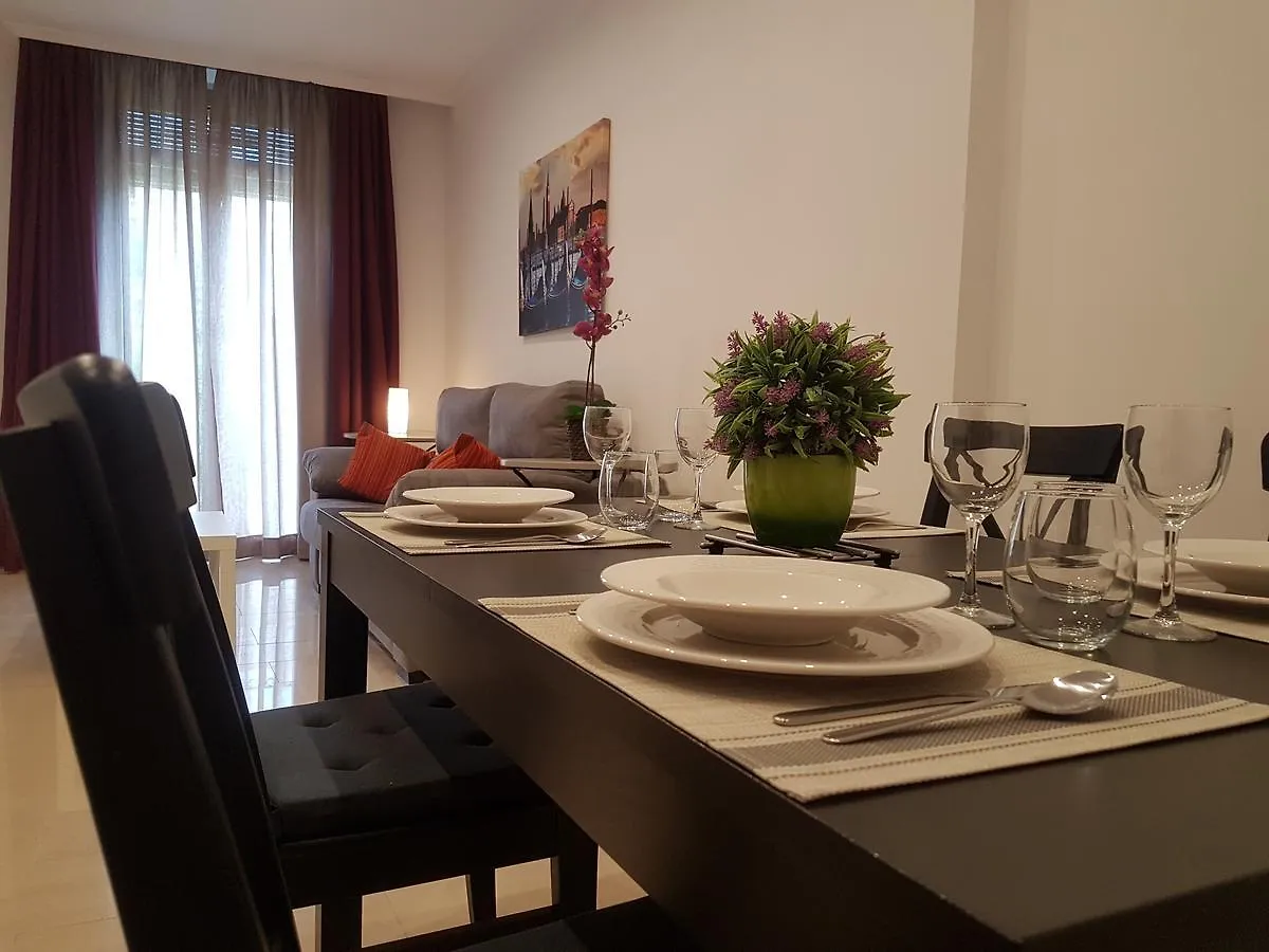 Апартаменты Apartsuits Tarragona Rambla Nova 24