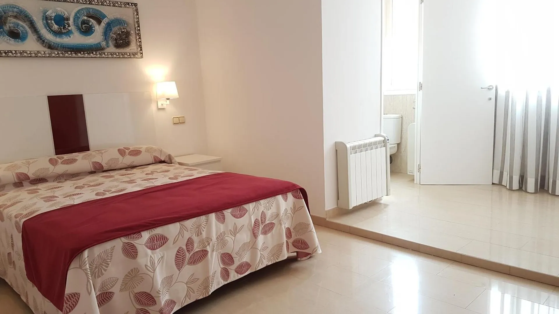 Апартаменты Apartsuits Tarragona Rambla Nova 24