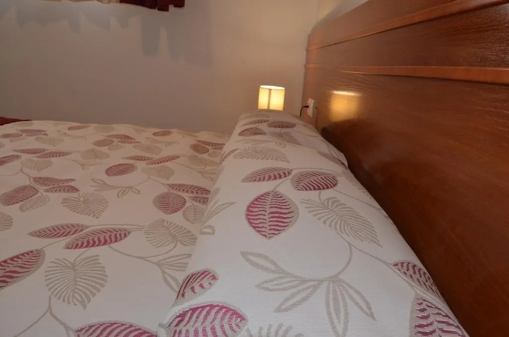 Apartsuits Tarragona Rambla Nova 24 0*,